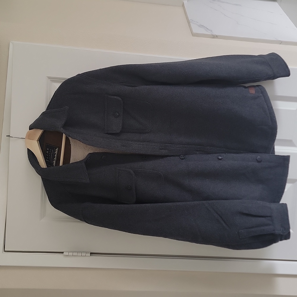Jacket nice fit like new never used